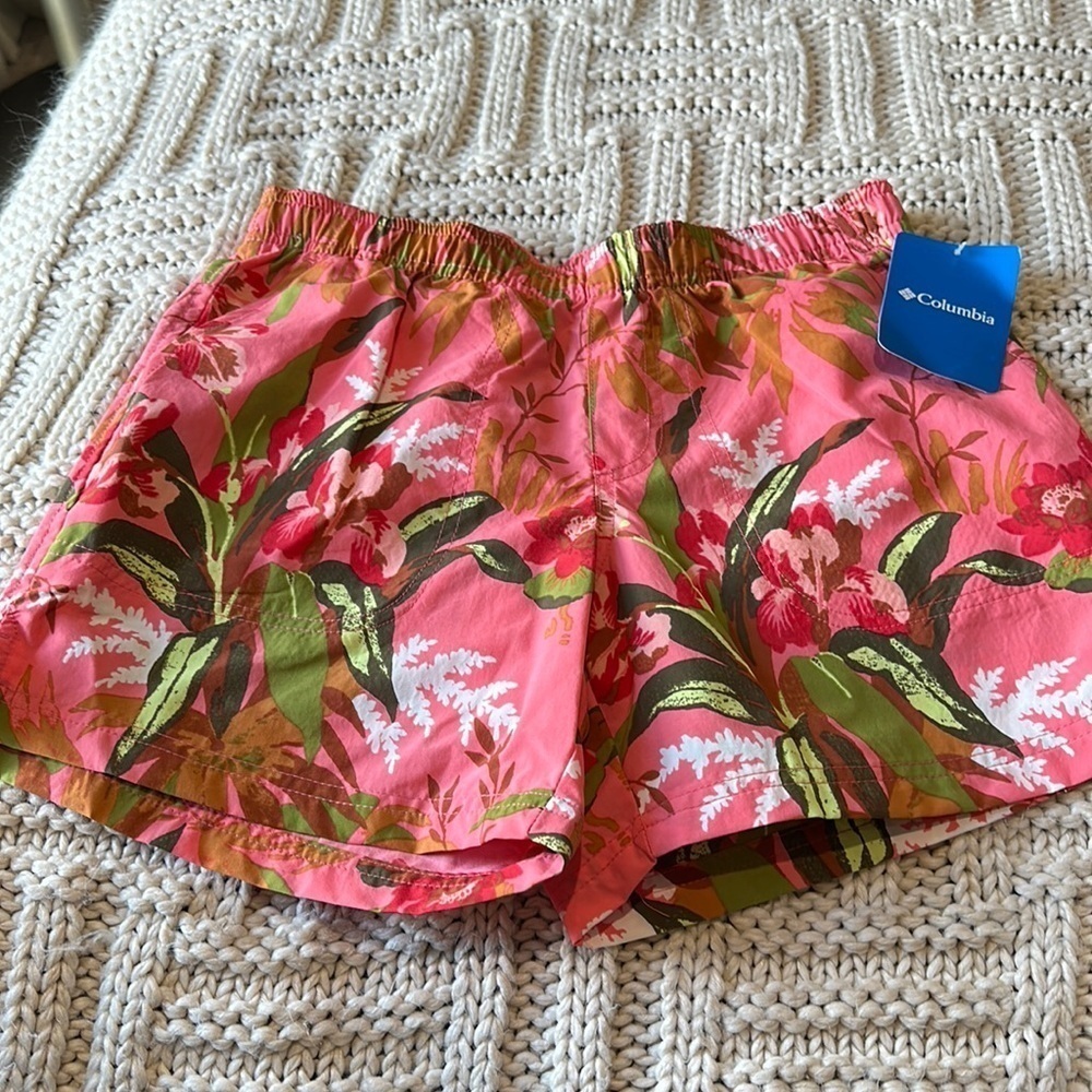 Columbia Tropical Pink Walnut River Shorts Sz Xs